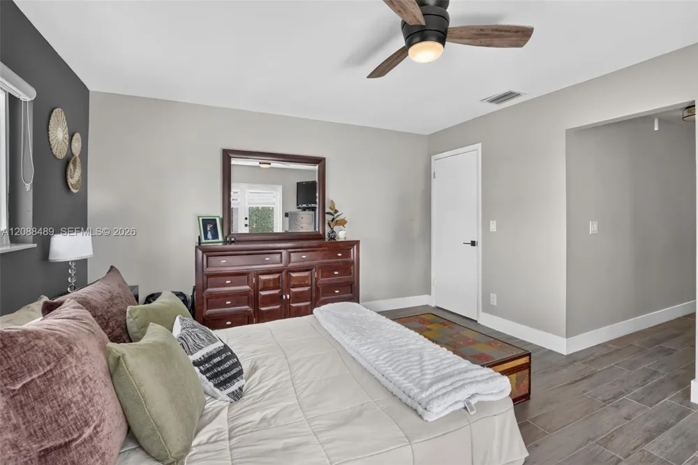 3665 W Forge Rd #39 Davie, FL 33328