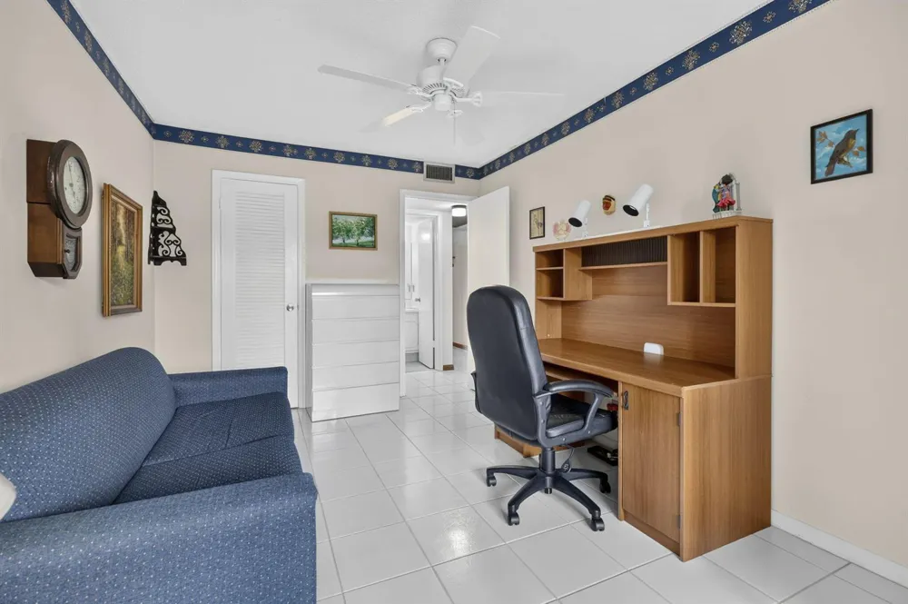 253 NORTHAMPTON M West Palm Beach, FL 33417