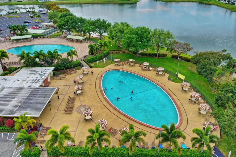 253 NORTHAMPTON M West Palm Beach, FL 33417