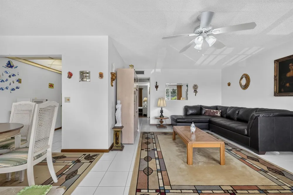 253 NORTHAMPTON M West Palm Beach, FL 33417