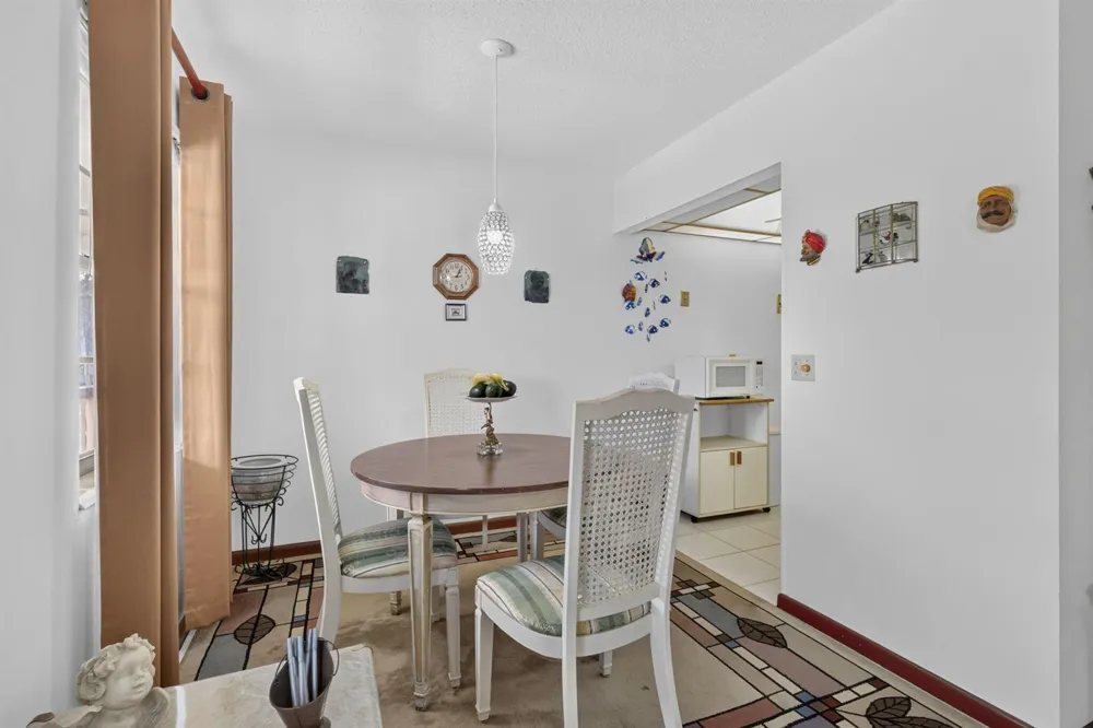 253 NORTHAMPTON M West Palm Beach, FL 33417