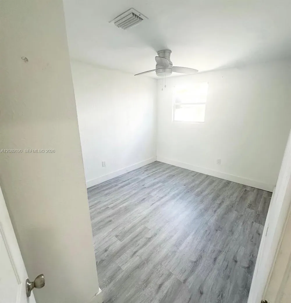 6537 SW 39 terrace #2 Miami, FL 33155
