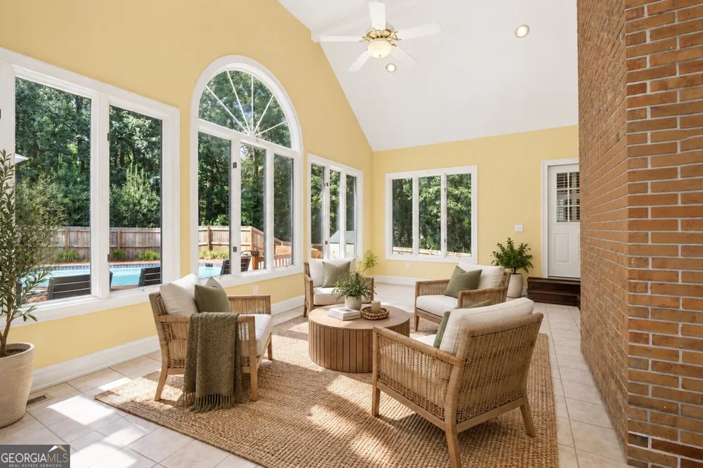 1251 Bridgewater WALK Snellville, GA 30078