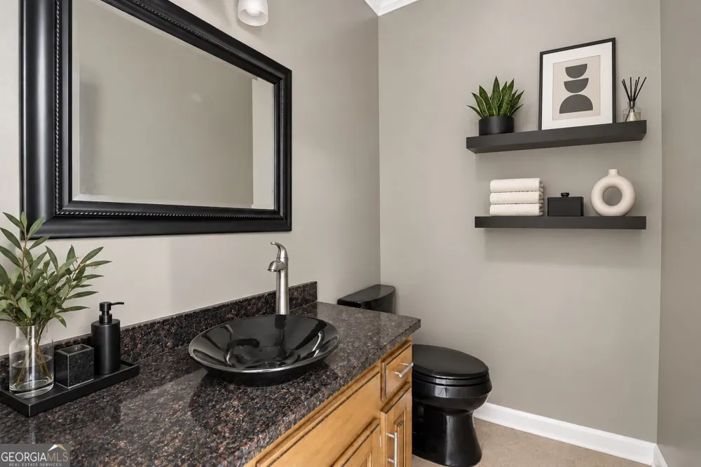 1251 Bridgewater WALK Snellville, GA 30078