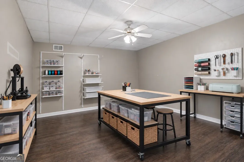 1251 Bridgewater WALK Snellville, GA 30078