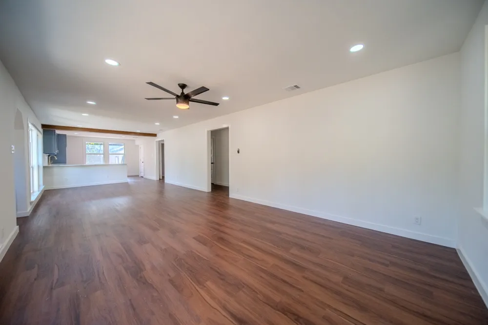 7054 Fairdale Avenue Dallas, TX 75227