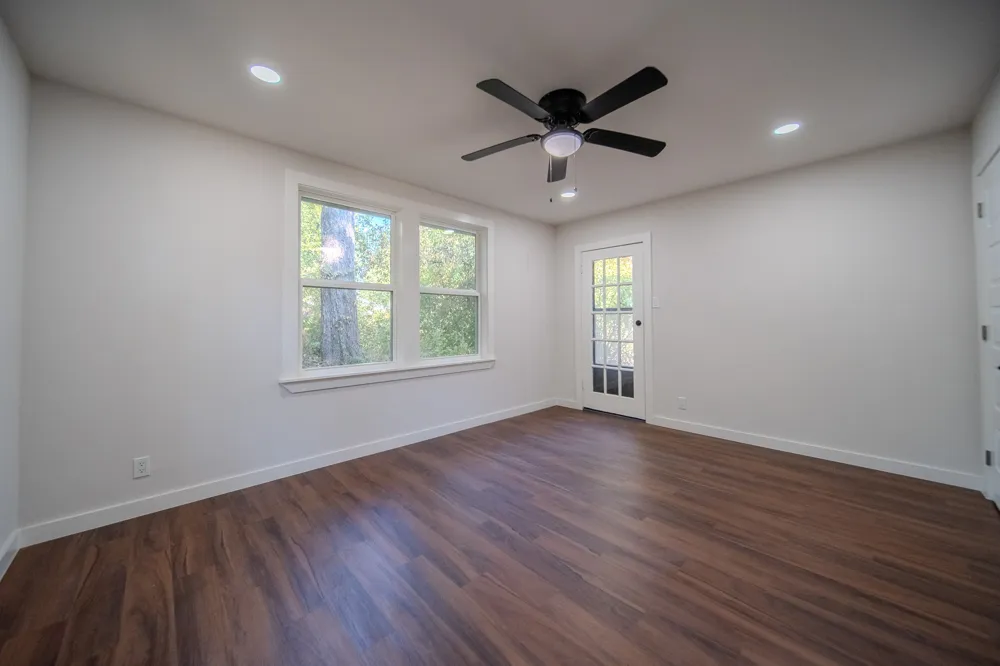7054 Fairdale Avenue Dallas, TX 75227