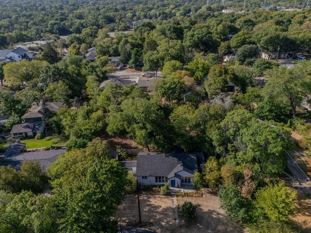 7054 Fairdale Avenue Dallas, TX 75227