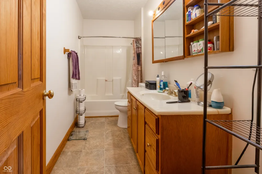 401 S Kyle Street Edinburgh, IN 46124