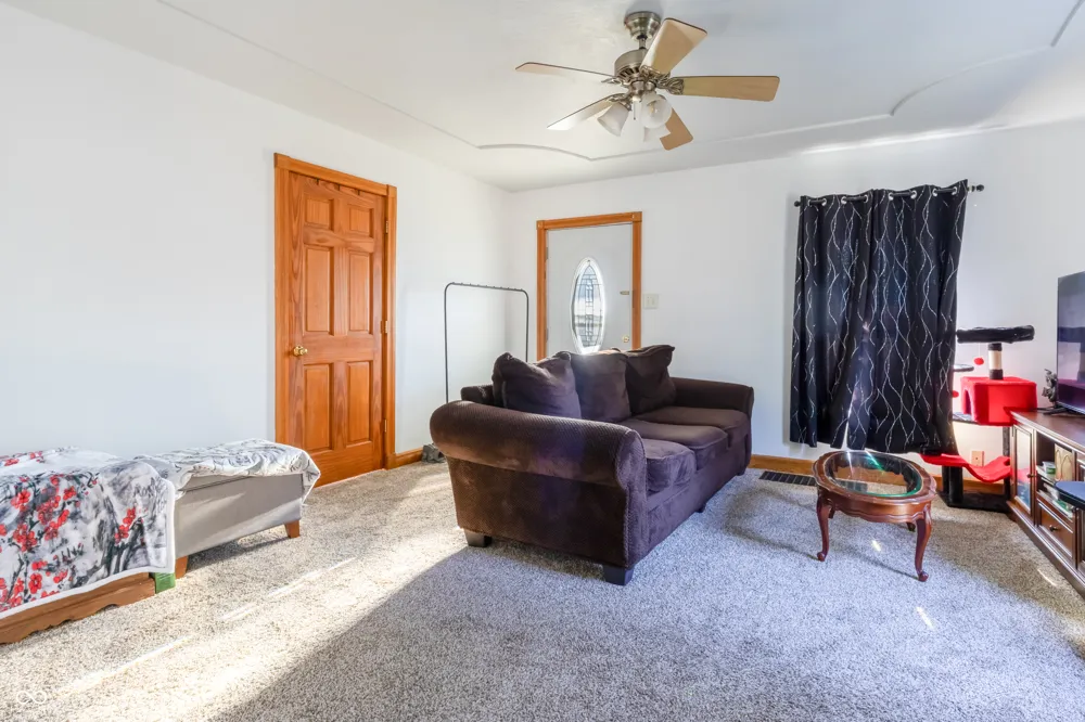 401 S Kyle Street Edinburgh, IN 46124