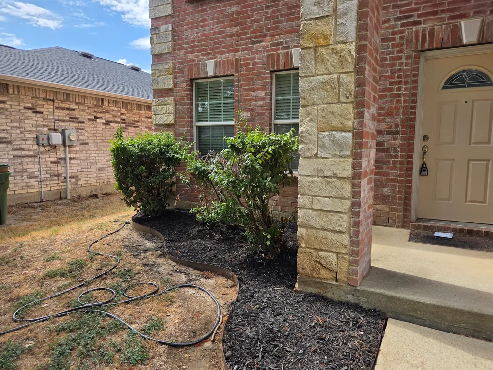 8108 Stowe Springs Lane Arlington, TX 76002