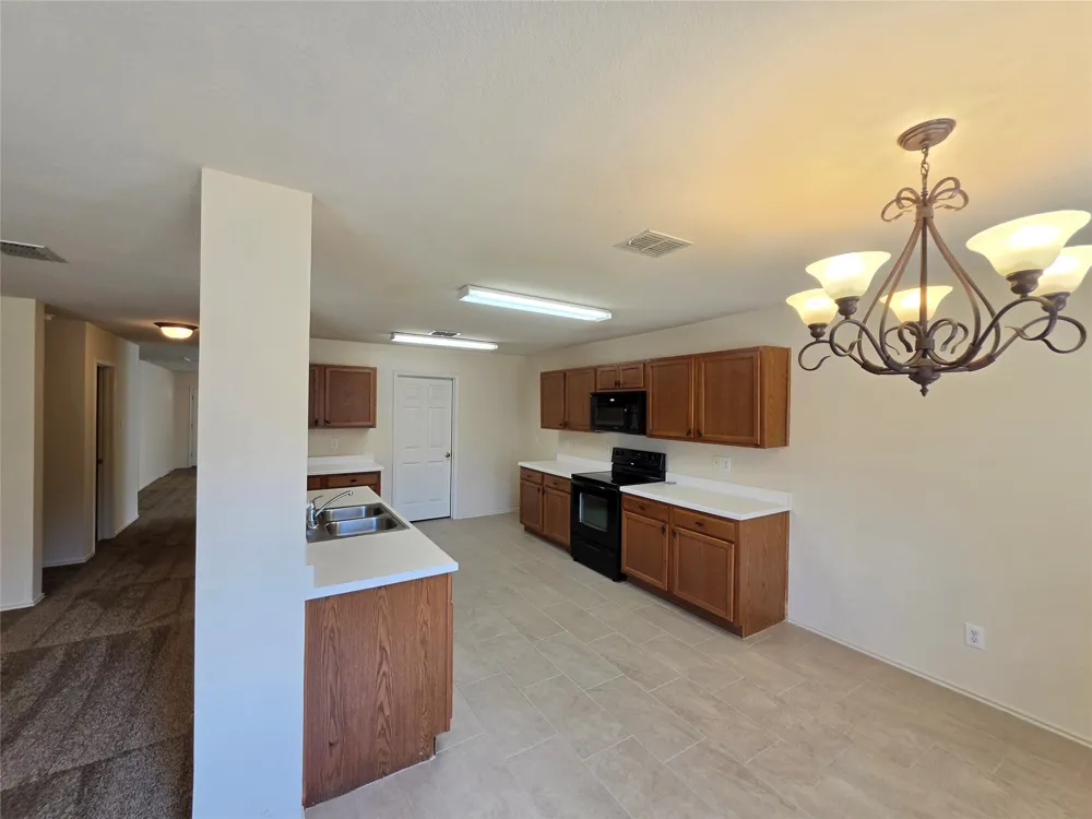 8108 Stowe Springs Lane Arlington, TX 76002