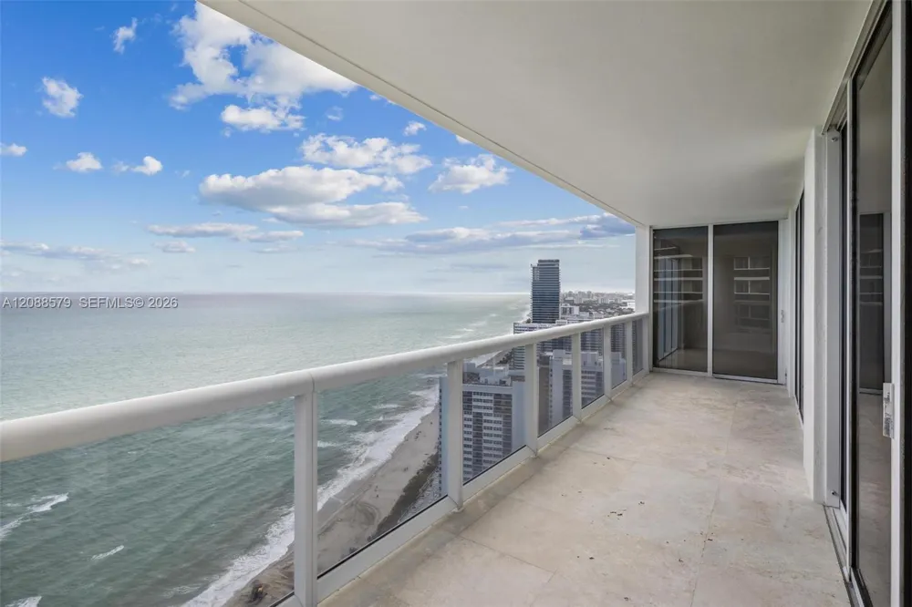 1850 S OCEAN DR #3601 Hallandale Beach, FL 33009