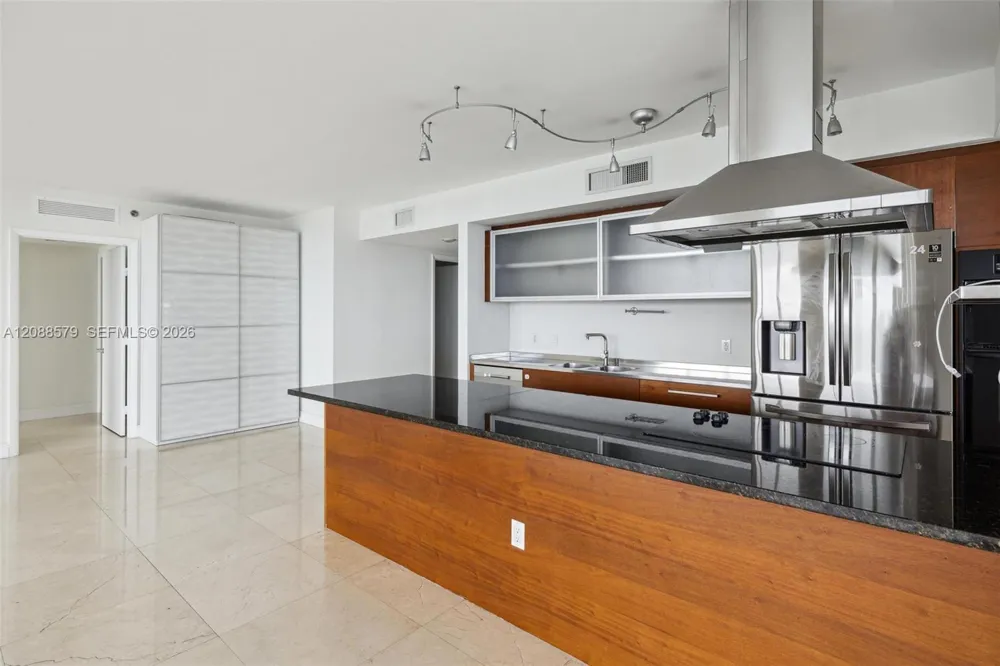 1850 S OCEAN DR #3601 Hallandale Beach, FL 33009