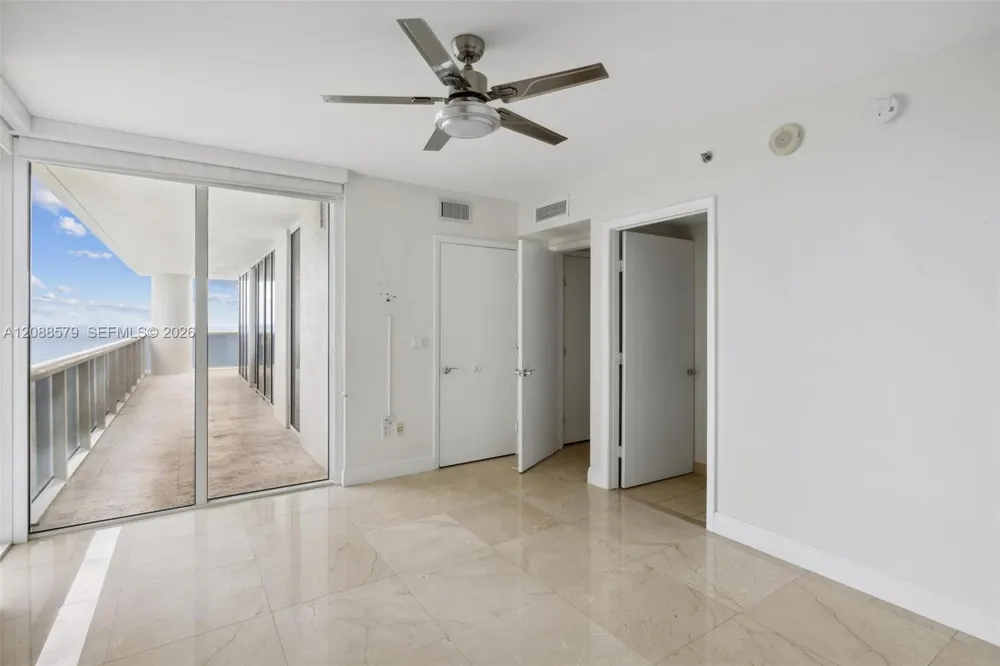 1850 S OCEAN DR #3601 Hallandale Beach, FL 33009
