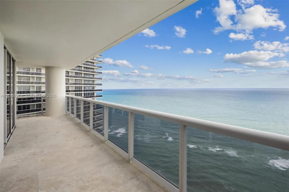 1850 S OCEAN DR #3601 Hallandale Beach, FL 33009