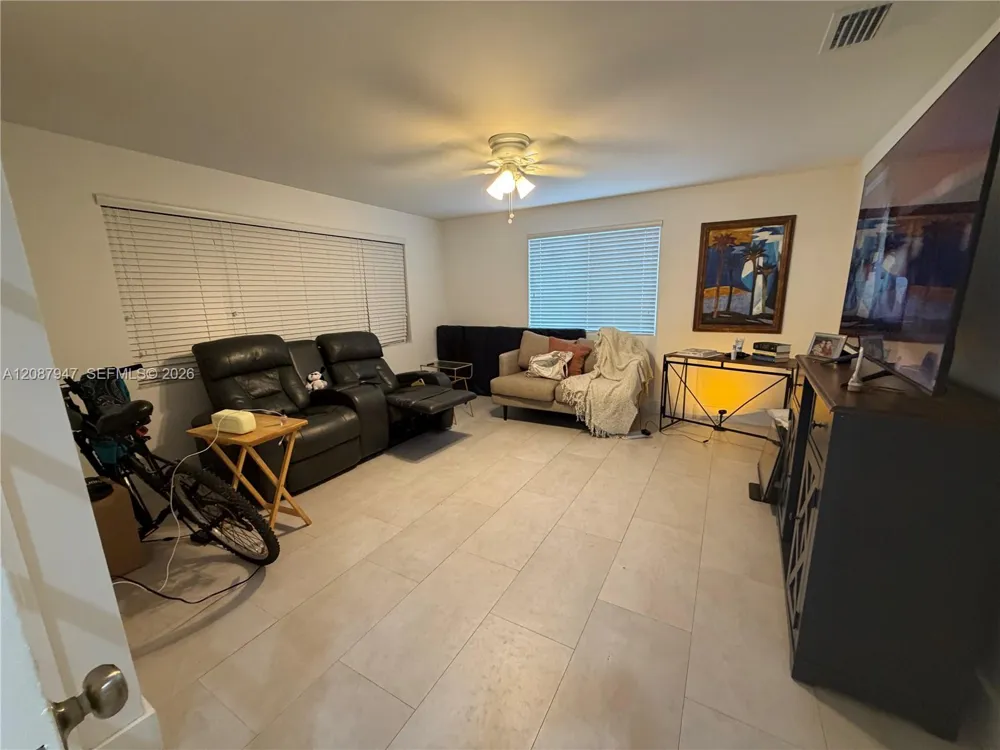 3495 W 13th Ave Hialeah, FL 33012