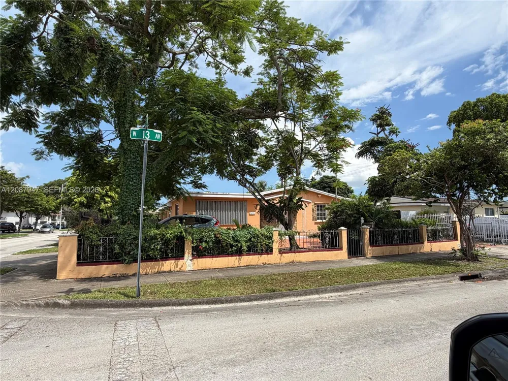 3495 W 13th Ave Hialeah, FL 33012