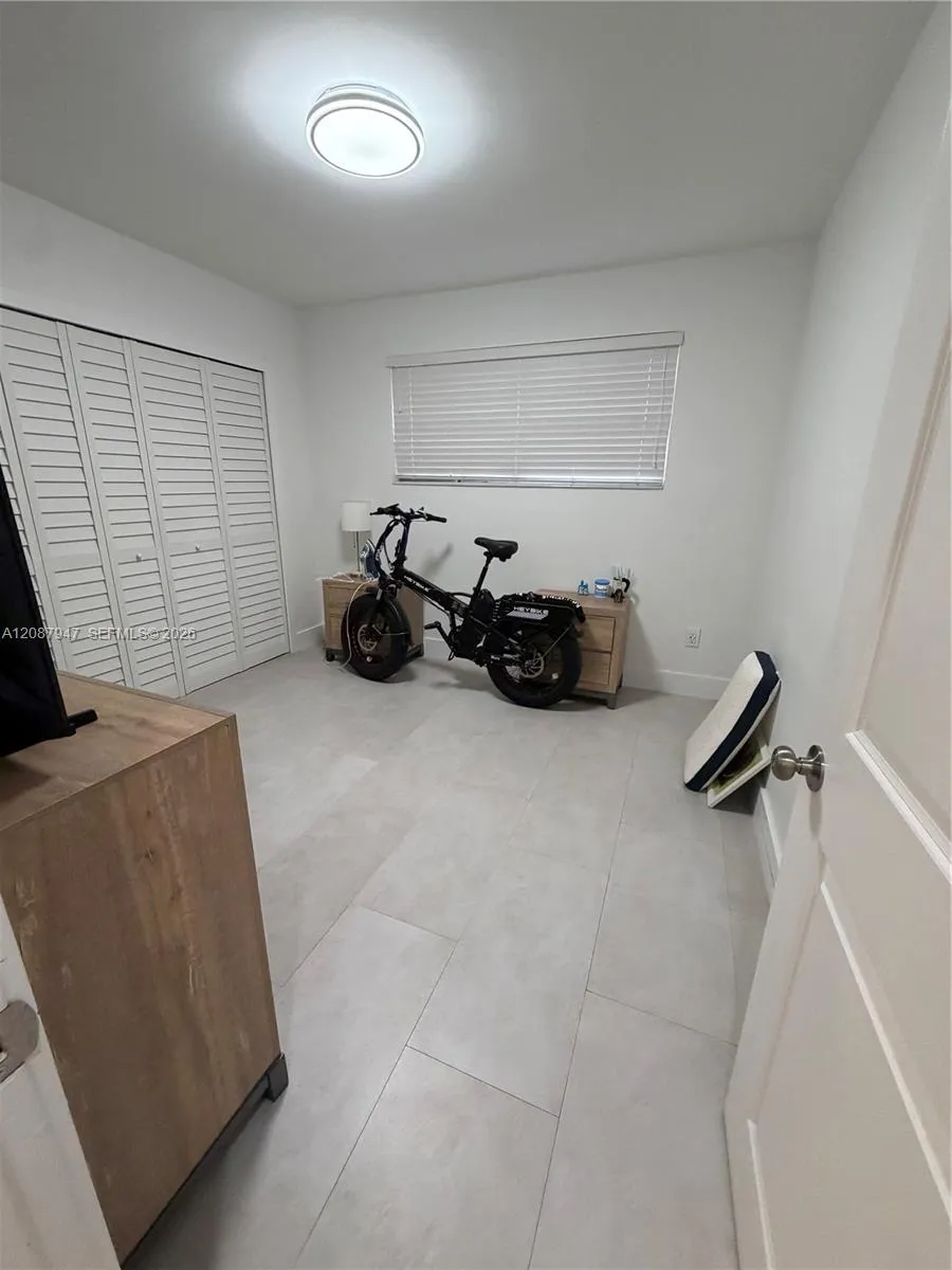3495 W 13th Ave Hialeah, FL 33012