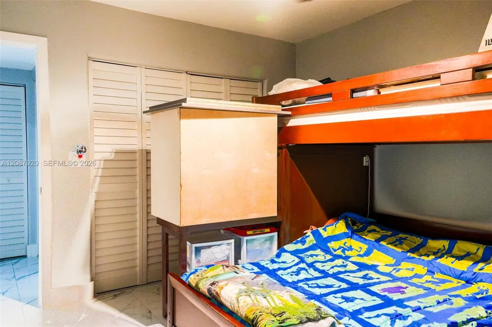1621 E 6th Ave Hialeah, FL 33010