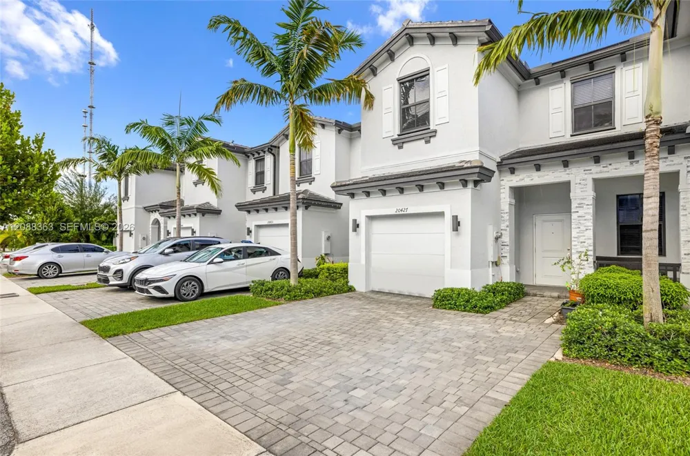 20427 NW 4th Ct Miami Gardens, FL 33169