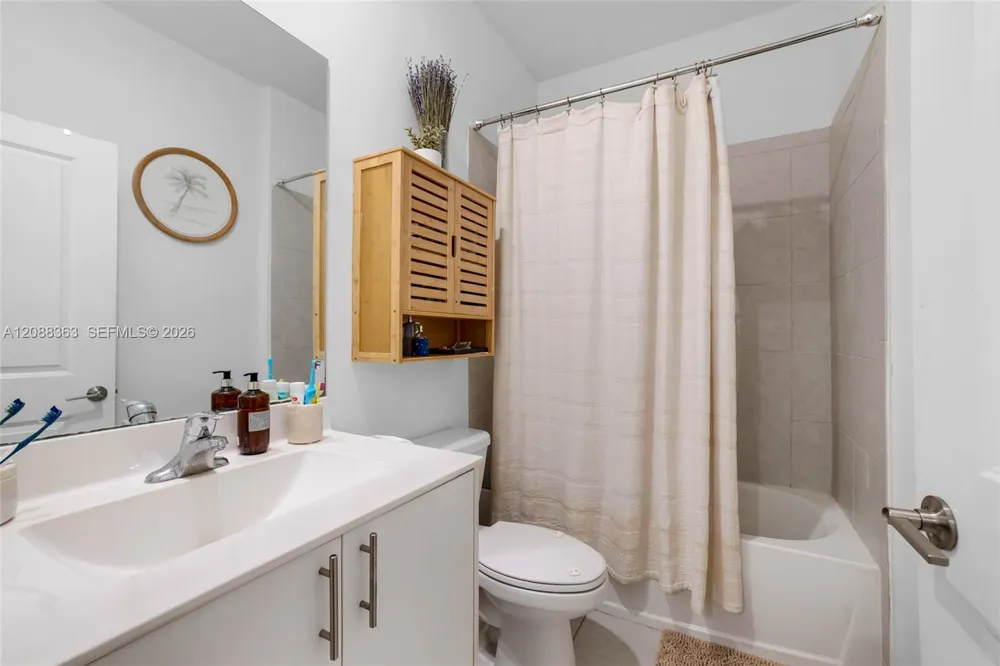 20427 NW 4th Ct Miami Gardens, FL 33169