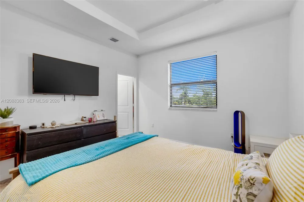 20427 NW 4th Ct Miami Gardens, FL 33169