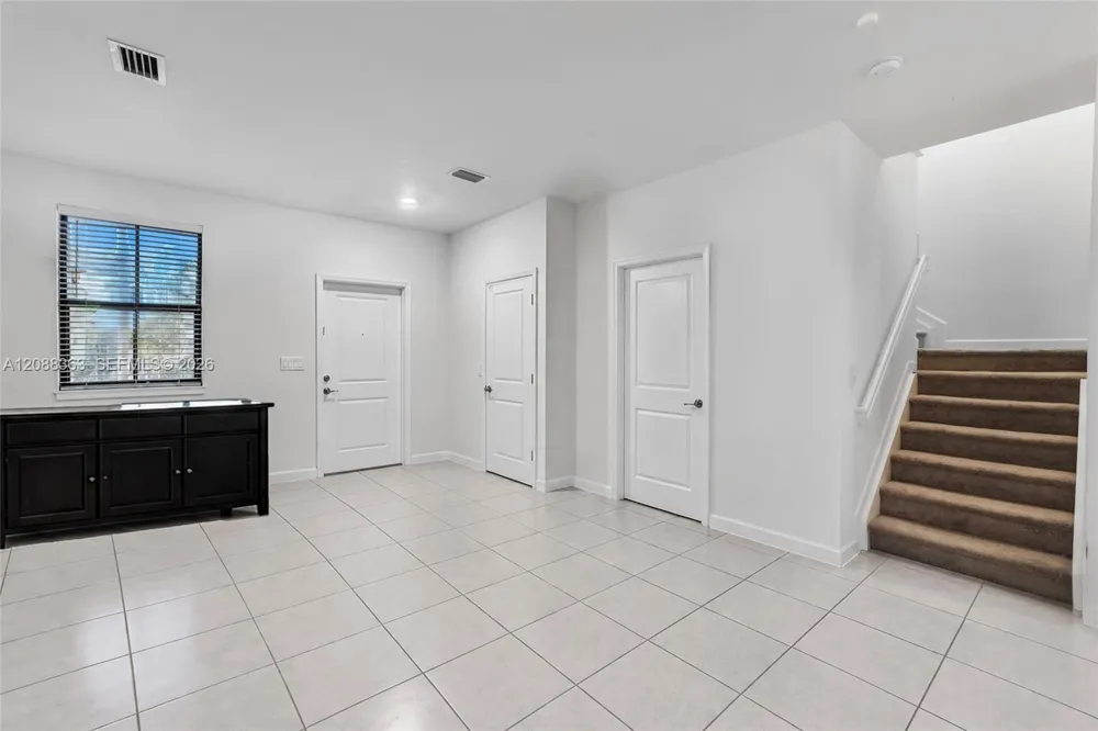 20427 NW 4th Ct Miami Gardens, FL 33169