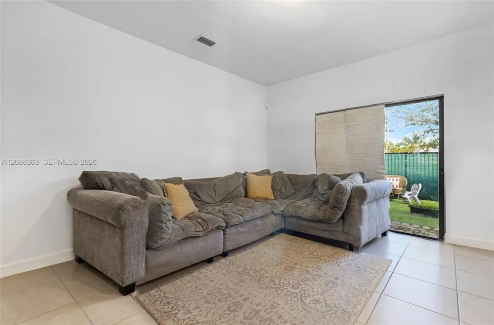 20427 NW 4th Ct Miami Gardens, FL 33169