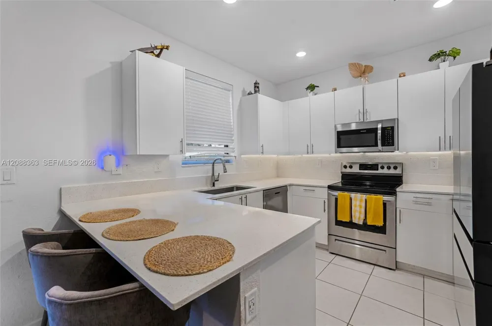 20427 NW 4th Ct Miami Gardens, FL 33169