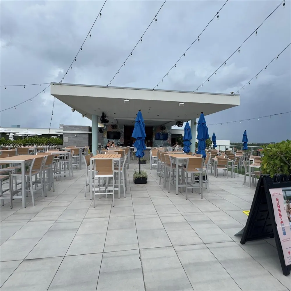 777 Ocean Dr #S232 Hollywood, FL 33019