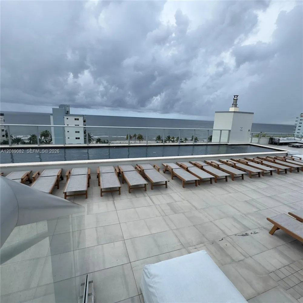 777 Ocean Dr #S232 Hollywood, FL 33019