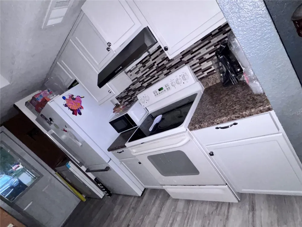 5030 TERRACE VILLAGE LANE Tampa, FL 33617