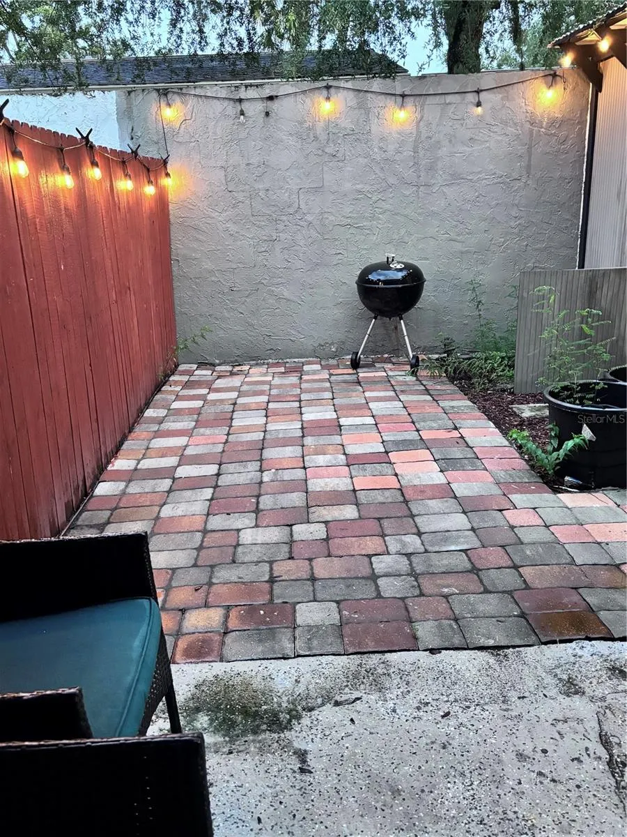 5030 TERRACE VILLAGE LANE Tampa, FL 33617
