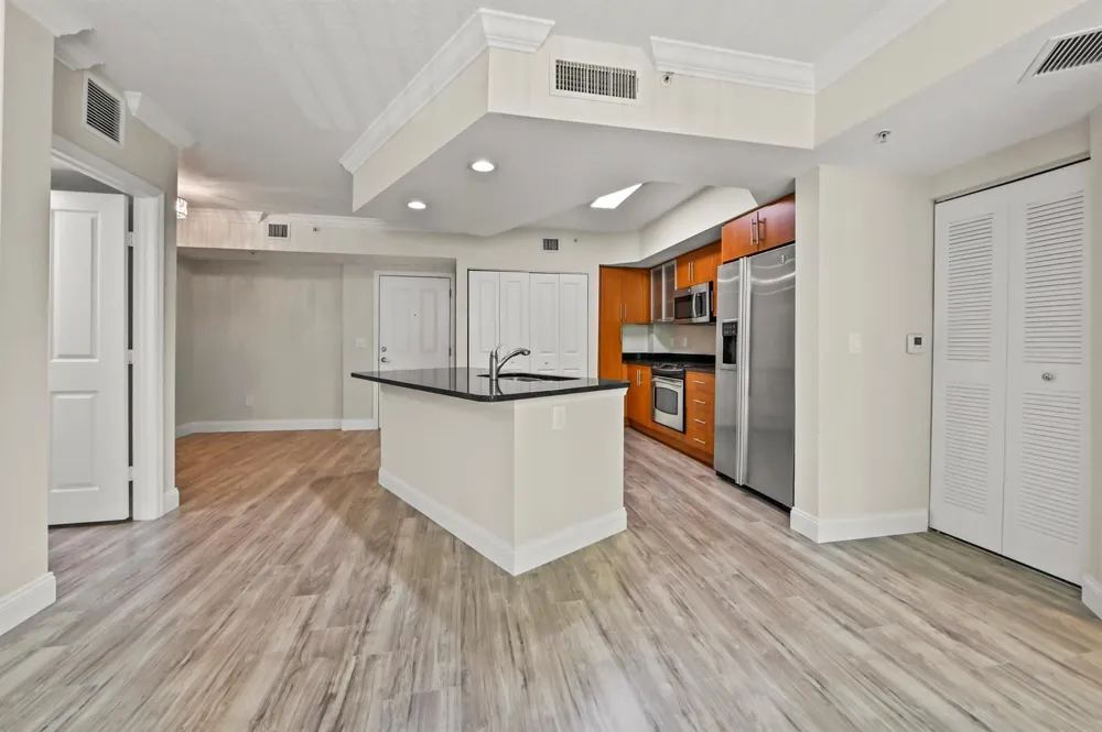 600 S DIXIE Highway #237 West Palm Beach, FL 33401