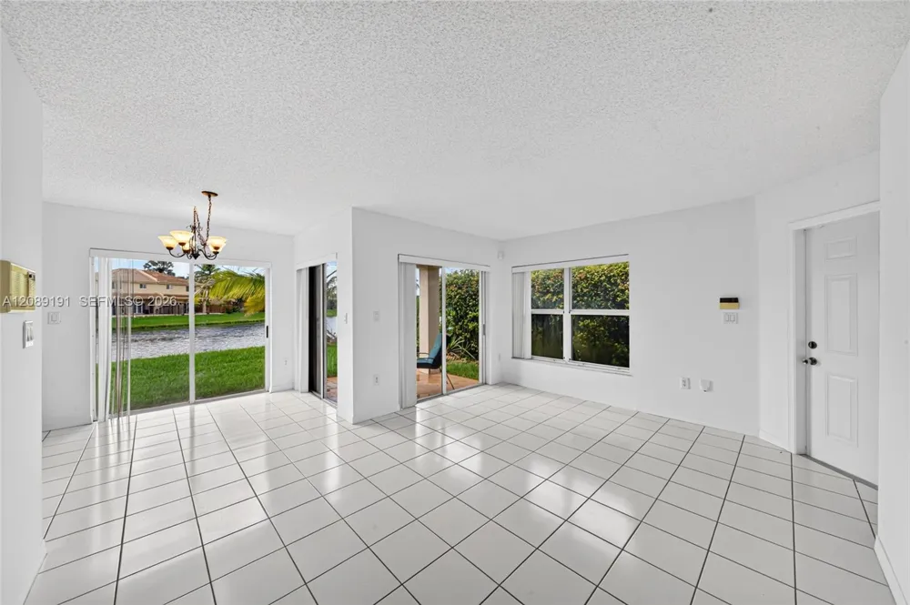 7557 SW 164th Ct Miami, FL 33193