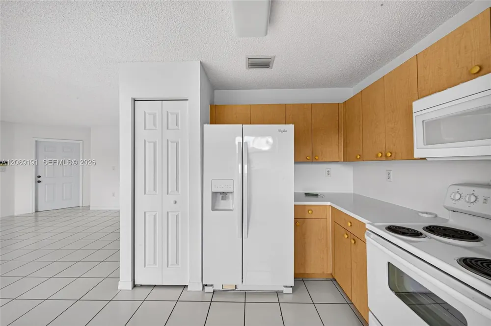 7557 SW 164th Ct Miami, FL 33193
