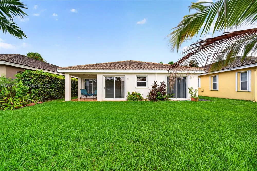 7557 SW 164th Ct Miami, FL 33193