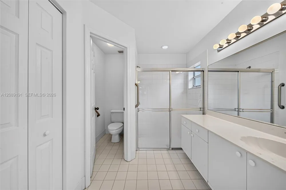 7557 SW 164th Ct Miami, FL 33193