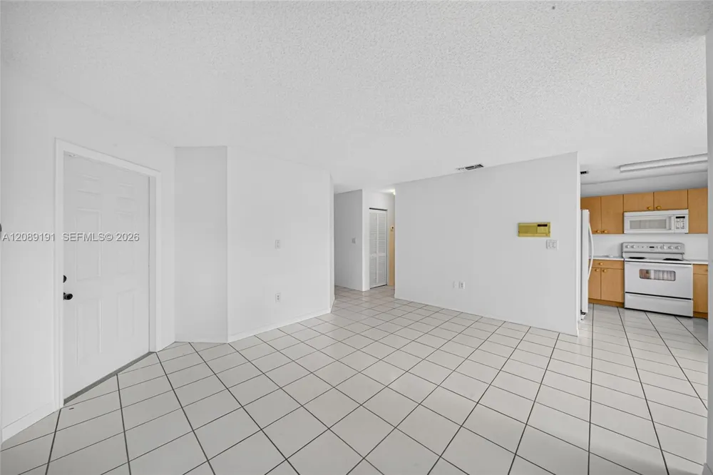 7557 SW 164th Ct Miami, FL 33193