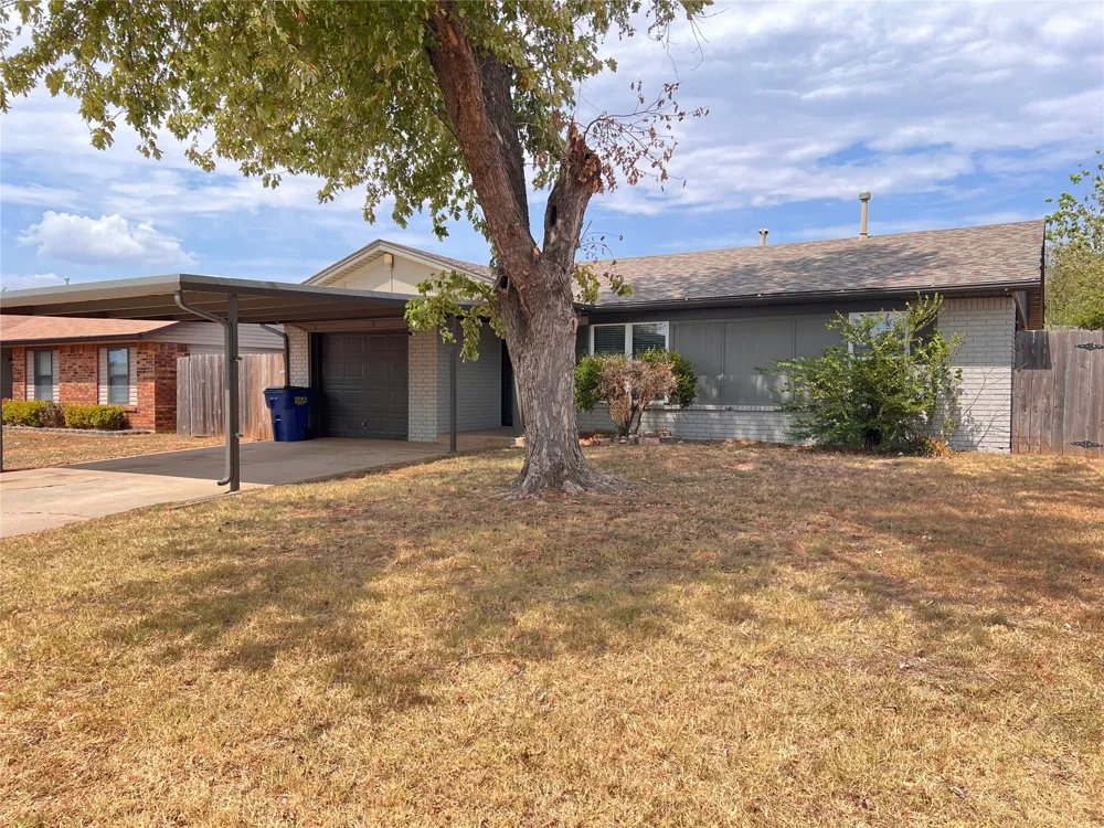 325 Maple Branch Way Mustang, OK 73064