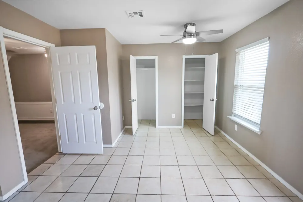 325 Maple Branch Way Mustang, OK 73064