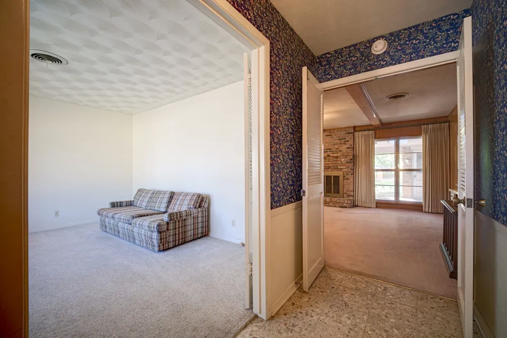 1120 Atlanta Circle Garland, TX 75041