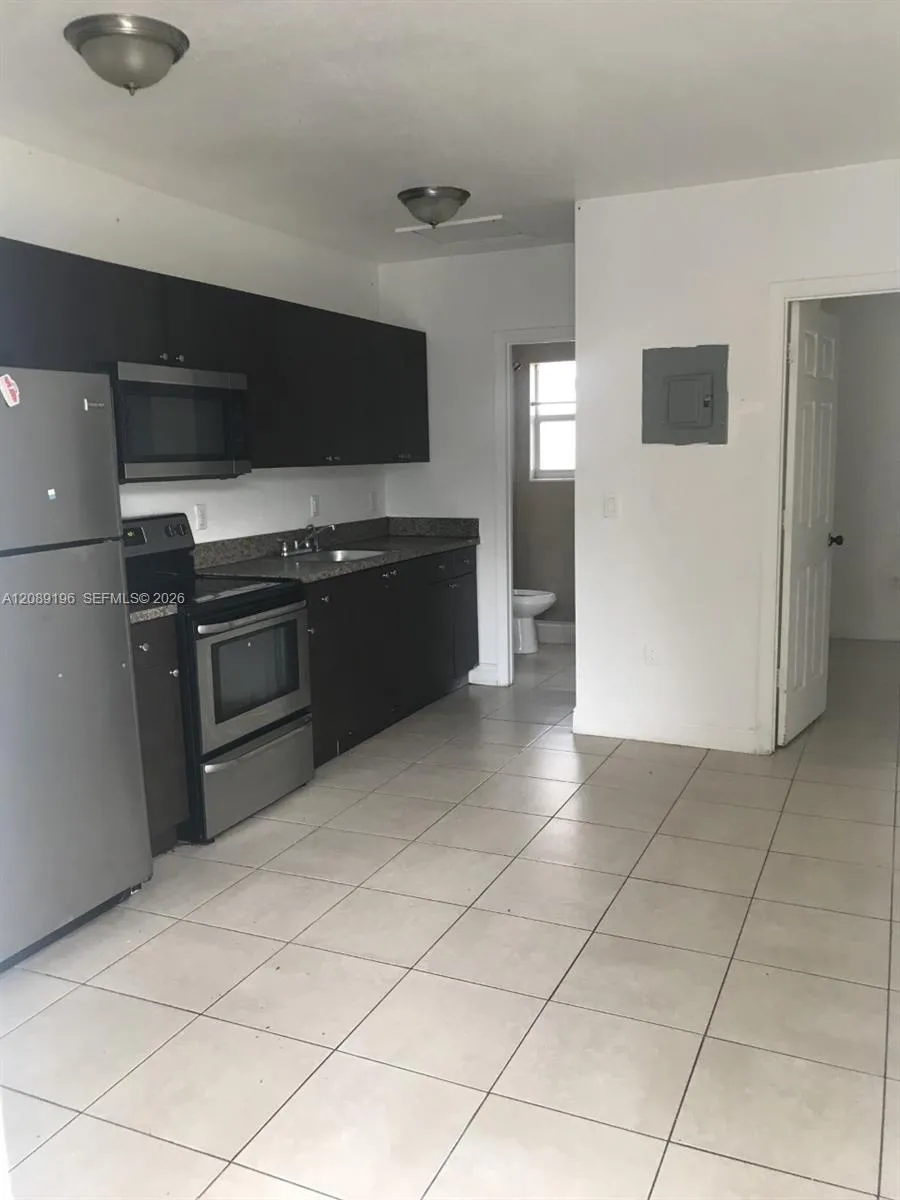 155 NE 59th St #2 Miami, FL 33137
