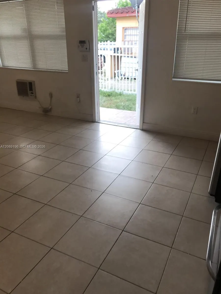 155 NE 59th St #2 Miami, FL 33137