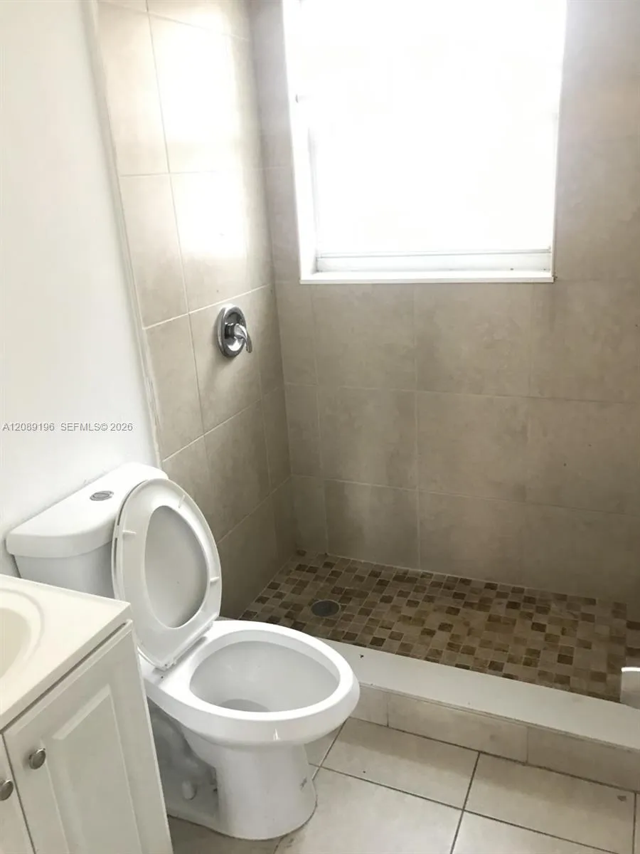 155 NE 59th St #2 Miami, FL 33137