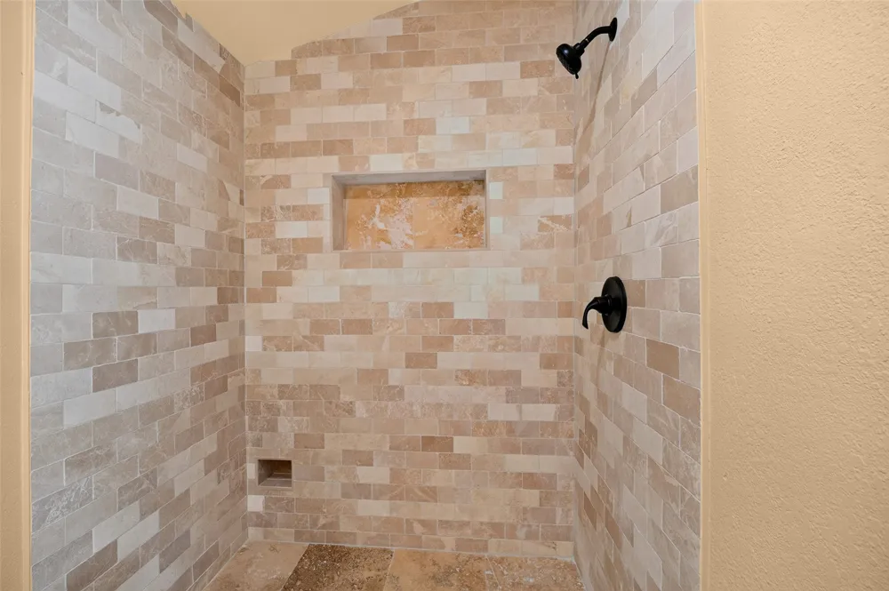2992 E 77th Street Tulsa, OK 74136