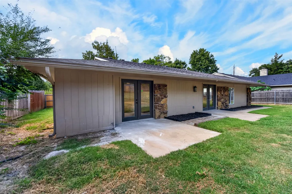 2992 E 77th Street Tulsa, OK 74136