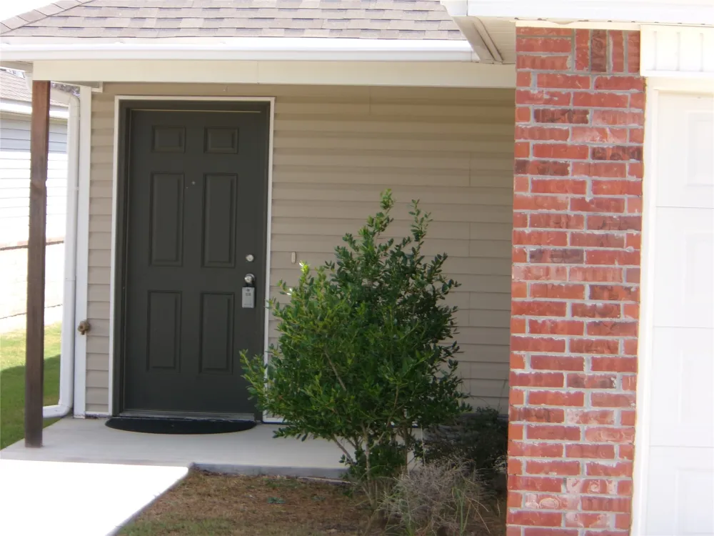 608 Christy Drive Muskogee, OK 74403