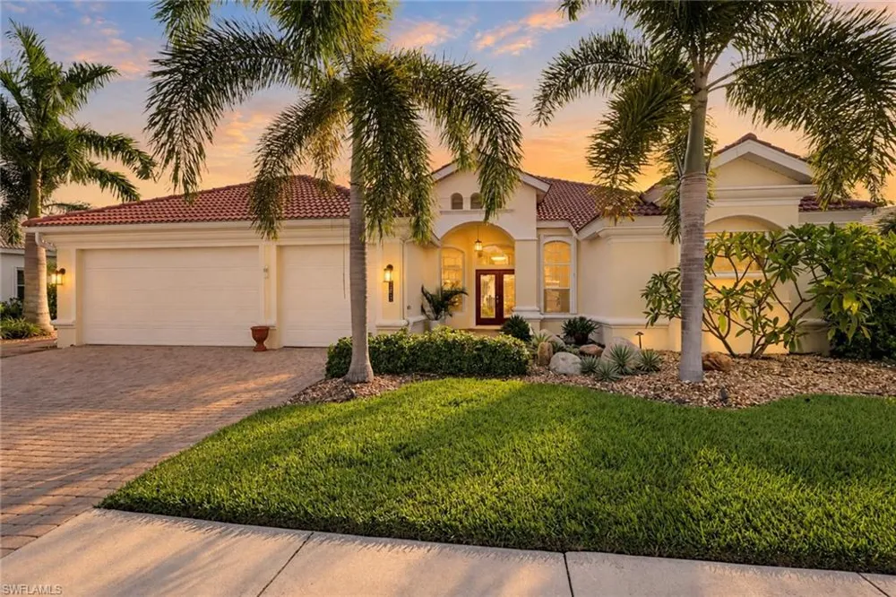 13717 Bald Cypress Circle Fort Myers, FL 33907